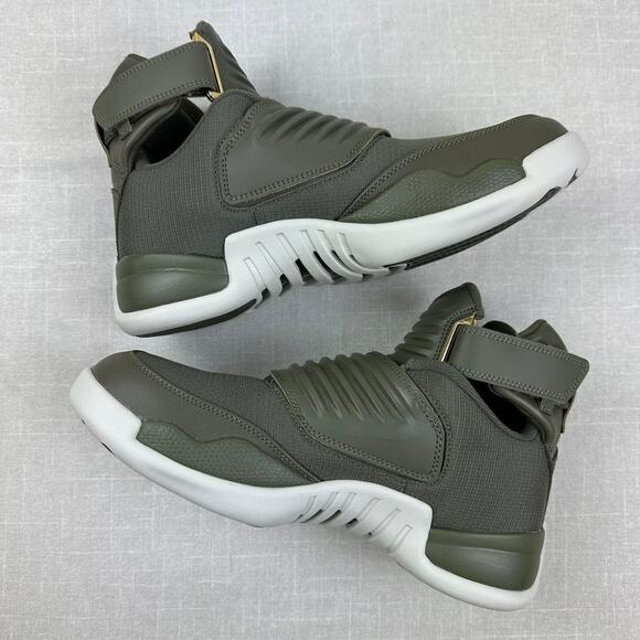 🫒 2018 Jordan Generation 23 "Medium Olive" 10.5M - Picture 4 of 5
